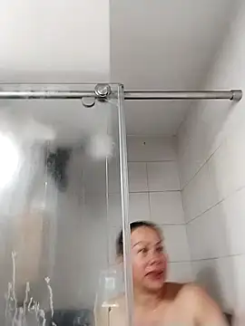 Snapshot of LaraCaliente chatting on November 19, 2:17 pm LaraCaliente online show from November 19, 2:17 pm