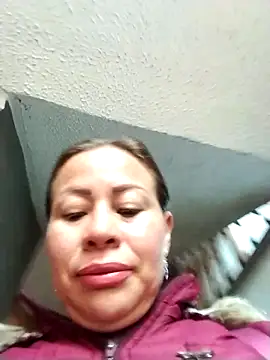 LaraCaliente online show from February 24, 12:14 pm