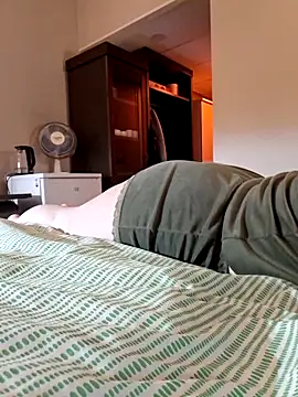 Snapshot of Teealisa chatting on November 19, 12:21 am Teealisa online show from November 19, 12:21 am