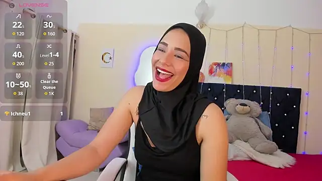Snapshot of ShanaJamil chatting on May 1, 11:59 am ShanaJamil online show from May 1, 11:59 am