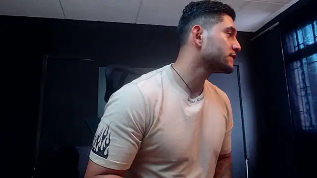 RichardMilleer online show from December 19, 2:46 pm