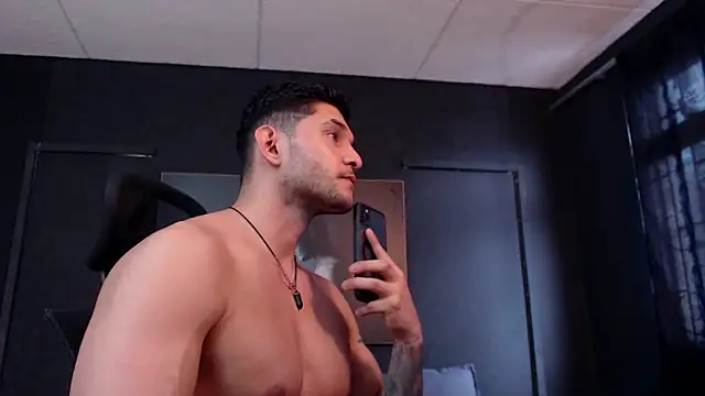 RichardMilleer online show from April 17, 4:43 pm