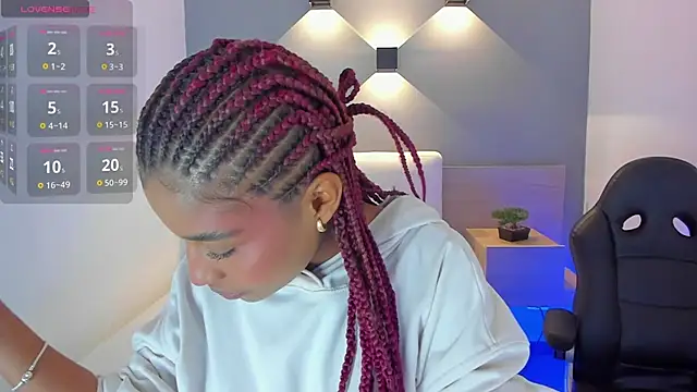 selena monroy online show from December 17, 10:43 am