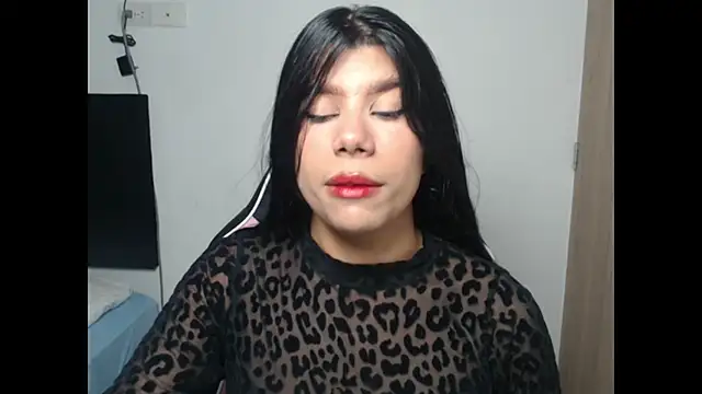 MayaScott11 online show from May 24, 9:09 pm