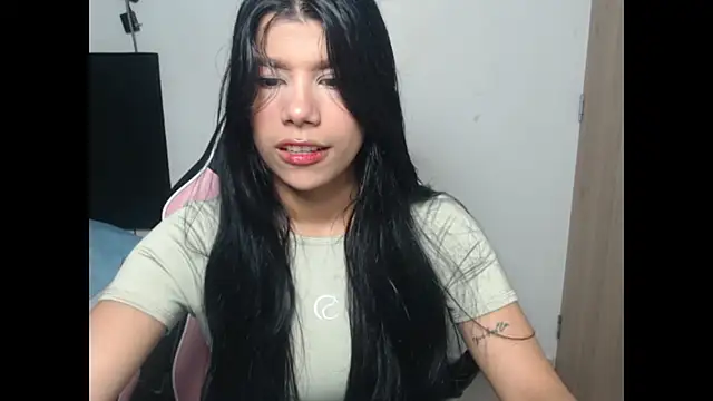 MayaScott11 online show from May 30, 9:06 am