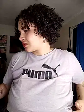 Julie wallace online show from November 13, 9:14 pm