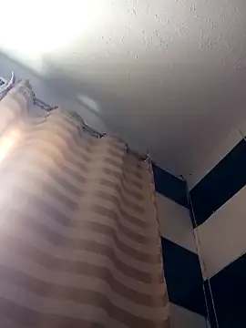 Snapshot of Rosabela04 chatting on November 29, 2:53 pm Rosabela04 online show from November 29, 2:53 pm