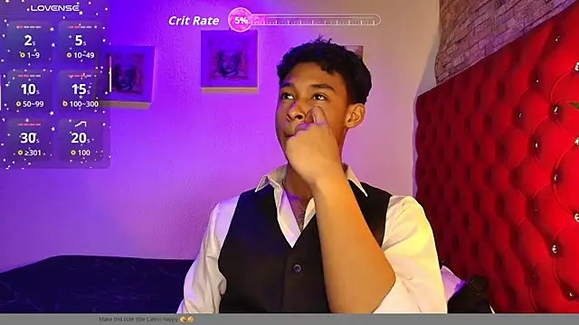 Snapshot of CoffeNaughty_nom chatting on November 29, 4:26 am CoffeNaughty nom online show from November 29, 4:26 am