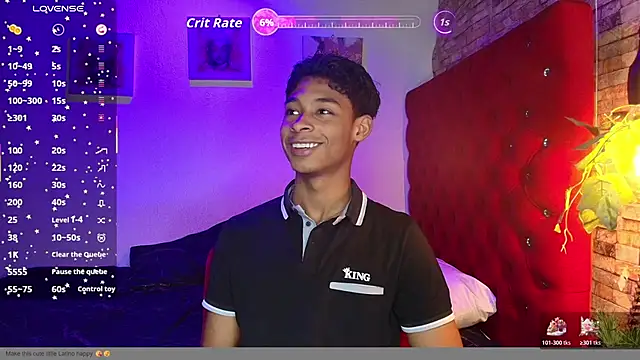 Snapshot of CoffeNaughty_nom chatting on December 4, 4:22 am CoffeNaughty nom online show from December 4, 4:22 am