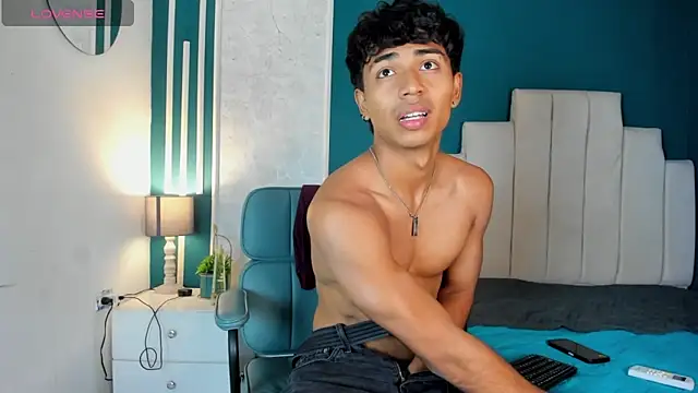 Snapshot of Jaycob_Black1 chatting on September 18, 12:29 pm Jaycob Black1 online show from September 18, 12:29 pm