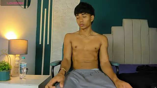 Snapshot of Jaycob_Black1 chatting on October 3, 12:24 pm Jaycob Black1 online show from October 3, 12:24 pm