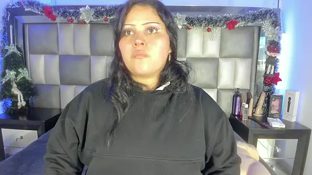 abbiecollins js online show from January 8, 3:42 am