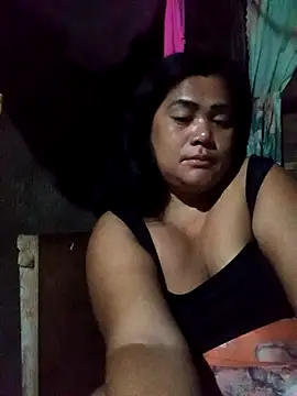 Snapshot of slutty_pinay12 chatting on November 27, 5:15 pm slutty pinay12 online show from November 27, 5:15 pm