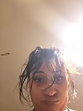 Snapshot of Trixtbang chatting on September 28, 4:23 pm Trixtbang online show from September 28, 4:23 pm