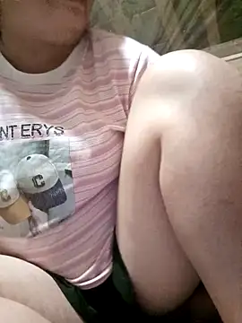 Luyen004 online show from April 1, 1:41 pm