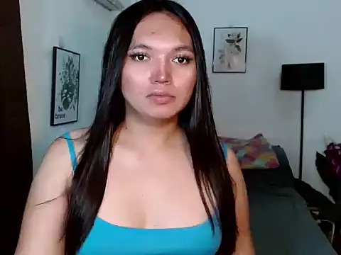 Snapshot of Nikki_Karishma chatting on December 19, 5:58 am Nikki Karishma online show from December 19, 5:58 am