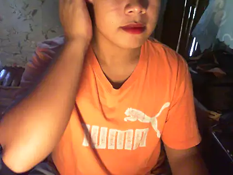 Snapshot of Huntrix2025 chatting on September 17, 4:47 am Huntrix2025 online show from September 17, 4:47 am