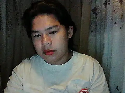 Snapshot of Huntrix2025 chatting on November 14, 6:50 pm Huntrix2025 online show from November 14, 6:50 pm