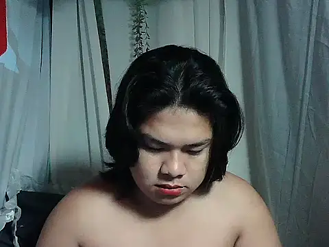 Huntrix2025 online show from March 1, 8:55 pm