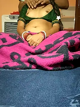 Snapshot of monarani5986 chatting on November 13, 3:55 pm monarani5986 online show from November 13, 3:55 pm