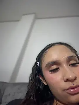 Isabella-Teen online show from March 21, 8:19 am