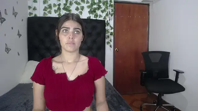 Snapshot of isabel_09 chatting on January 18, 12:42 pm isabel 09 online show from January 18, 12:42 pm