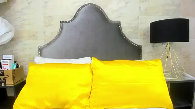 Snapshot of isabel_09 chatting on August 1, 6:07 pm isabel 09 online show from August 1, 6:07 pm