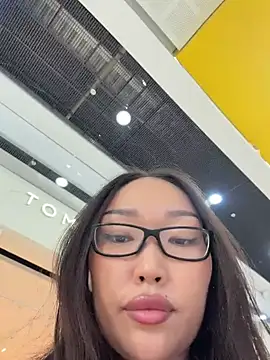 Snapshot of AdriaNochi chatting on June 29, 1:11 pm AdriaNochi online show from June 29, 1:11 pm