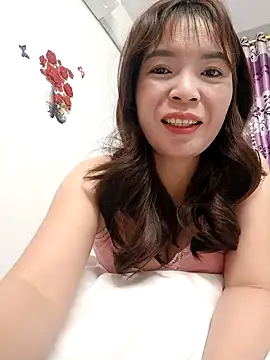 Livelulu online show from October 10, 1:04 am