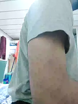 Snapshot of Alecumload chatting on September 18, 2:02 am Alecumload online show from September 18, 2:02 am