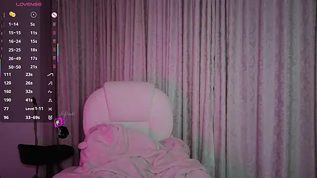 stephymoon  online show from September 12, 4:23 am