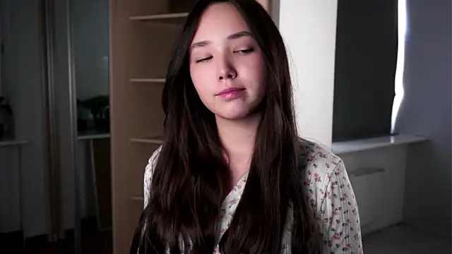 Snapshot of RenaeConnerley chatting on September 17, 4:58 am RenaeConnerley online show from September 17, 4:58 am