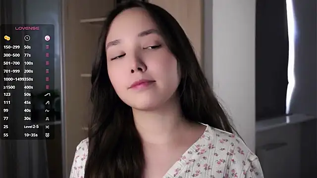 Snapshot of RenaeConnerley chatting on September 19, 6:48 am RenaeConnerley online show from September 19, 6:48 am