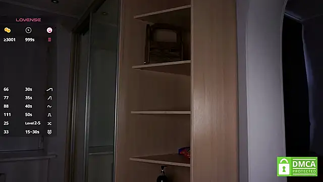 Snapshot of RenaeConnerley chatting on October 10, 4:00 am RenaeConnerley online show from October 10, 4:00 am