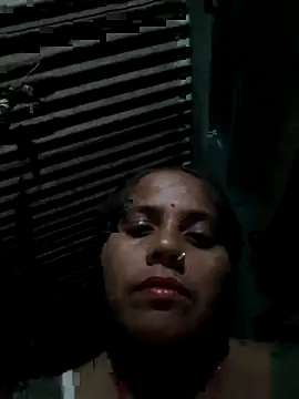Snapshot of Hot_kadi83 chatting on October 17, 3:36 pm Hot kadi83 online show from October 17, 3:36 pm