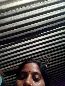 Snapshot of Hot_kadi83 chatting on October 20, 6:08 pm Hot kadi83 online show from October 20, 6:08 pm