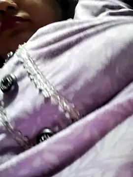 Mmm143 online show from February 5, 6:12 pm