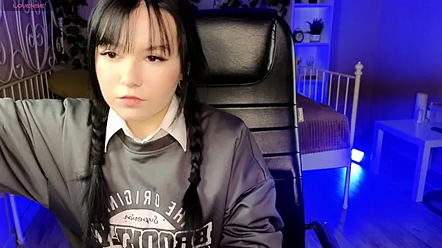 Aurora Gilbert online show from October 20, 10:38 am