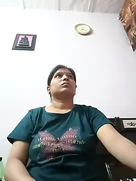 aliya-jaan71 online show from March 24, 1:49 pm