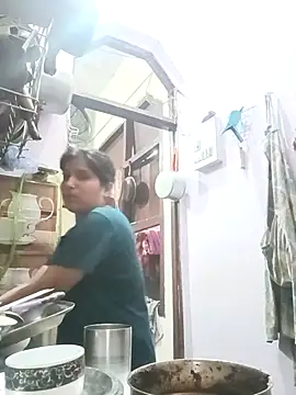 aliya-jaan71 online show from March 25, 6:36 pm