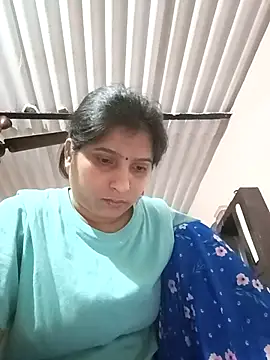 aliya-jaan71 online show from April 1, 1:52 pm