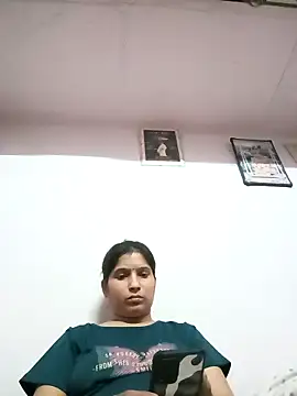 aliya-jaan71 online show from April 6, 11:33 am