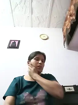 aliya-jaan71 online show from April 7, 8:37 am