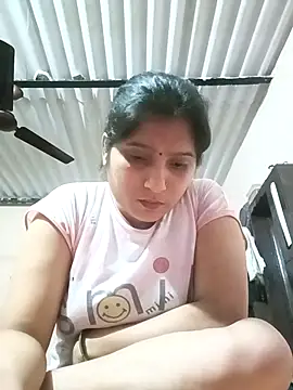 aliya-jaan71 online show from April 9, 4:01 pm