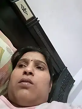 aliya-jaan71 online show from April 13, 1:27 pm