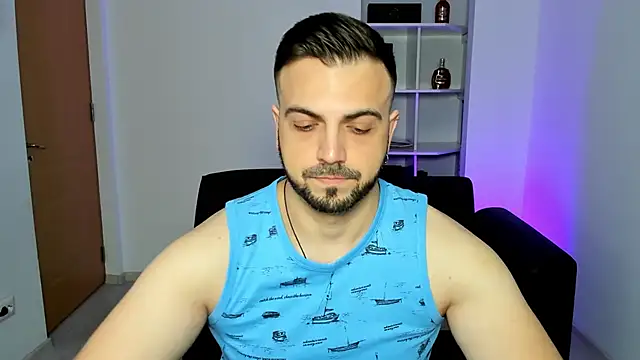 Jace Thorne online show from November 20, 5:07 am