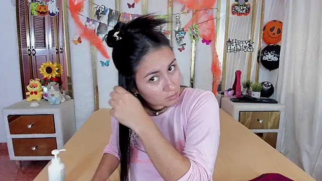 Luna021 1 online show from October 25, 8:36 pm