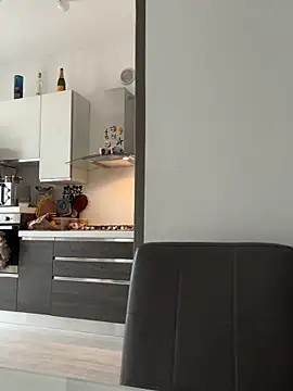 ainaht online show from December 4, 1:20 pm