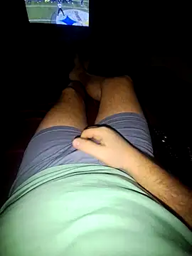 Snapshot of Pyromanancer chatting on January 5, 7:39 pm Pyromanancer online show from January 5, 7:39 pm