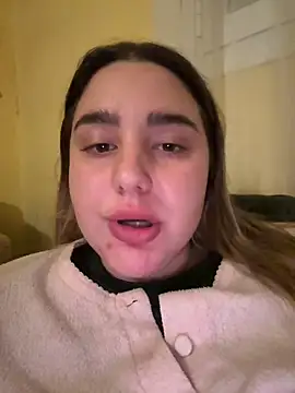 Snapshot of marouska_official chatting on February 12, 6:03 pm marouska official online show from February 12, 6:03 pm